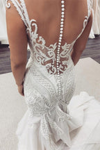 Meerjungfrau-Brautkleid mit Flügelärmeln und Spitze