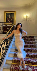 Elegantes Abendkleid mit schimmernden Pailletten und Federn, Etuikleid, Ballkleid Y7700