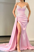 Ärmelloses Meerjungfrau-Ballkleid im Sweetheart-Stil mit Pailletten und Schlitz