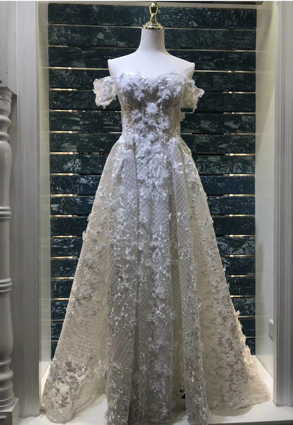 En oferta, sin devolución ni reembolso.Vestido de noche con flores y perlas hecho a mano, corte A, hombros descubiertos, LA6627