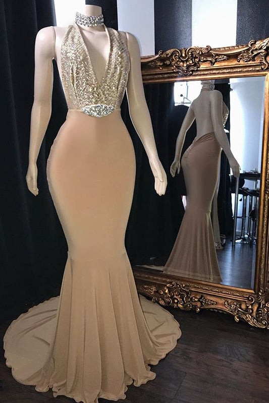 Vestidos de fiesta de sirena con cuello halter largo color champán, sexys, con escote en V y espalda descubierta.
