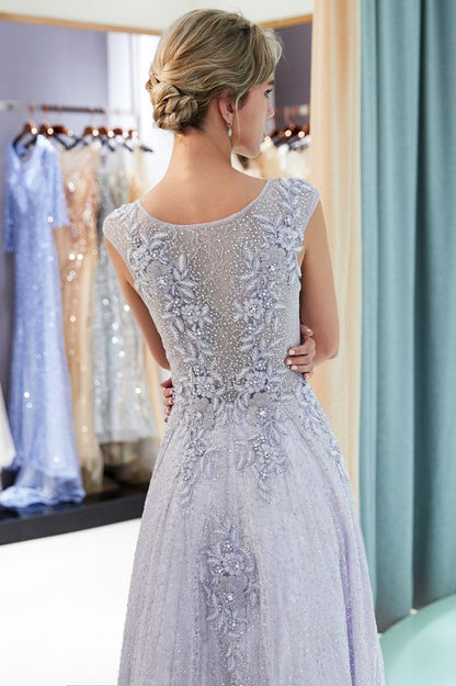 Vestido de fiesta de noche con apliques de encaje sin mangas de Aline encantador
