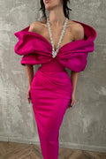 Charmantes, säulenförmiges Satin-Neckholder-Abendkleid mit halben Ärmeln in Rosa mit Schleife