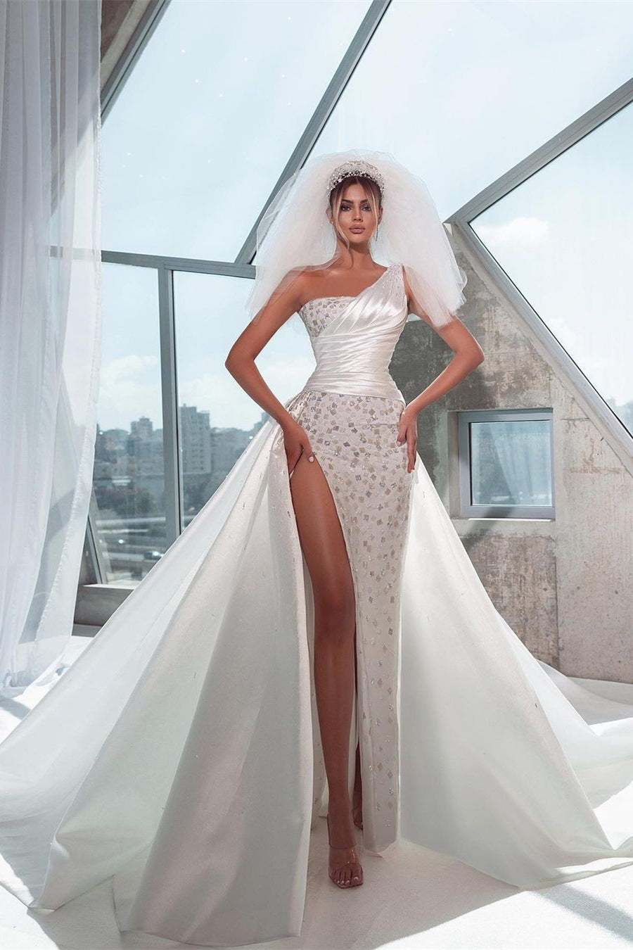 Vestido de novia encantador de sirena, largo hasta el suelo, sin mangas, con un solo hombro y abertura
