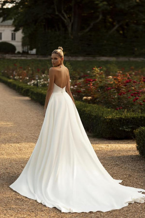 Charmantes Elfenbein Langes Meerjungfrau Herzausschnitt Satin Brautkleid mit Schlitz