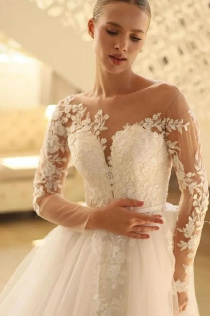 Vestido de novia encantador de tul con mangas largas y encaje en forma de A