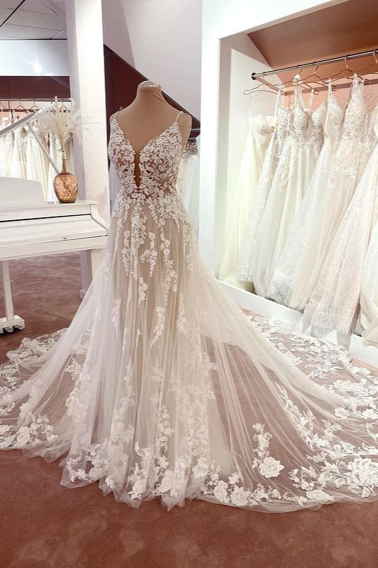 Vestido de novia largo con escote en A, tirantes finos, apliques de encaje y tul, sin espalda