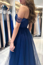Encantadores vestidos de fiesta largos de tul con escote en A y hombros descubiertos