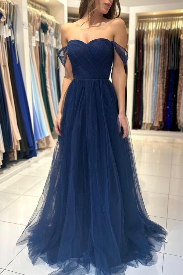 Encantadores vestidos de fiesta largos de tul con escote en A y hombros descubiertos