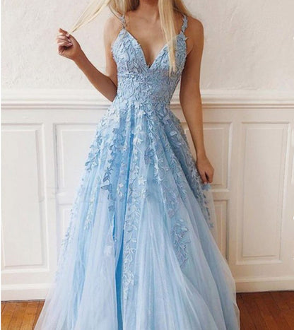 Vestido de fiesta largo con escote en V, tirantes finos, tul y espalda abierta