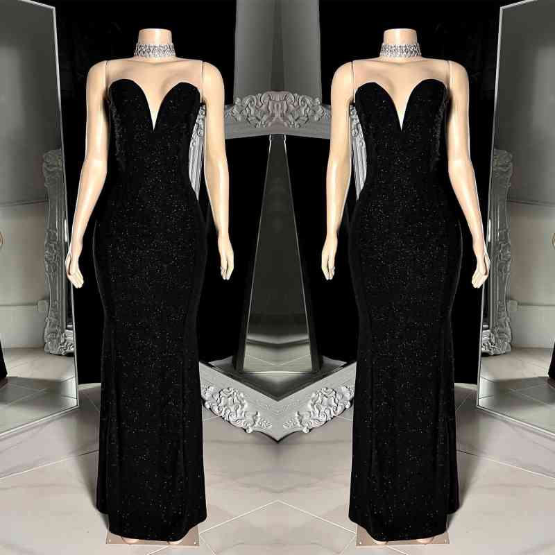 Encantador vestido de fiesta largo negro de sirena con escote en V sin mangas y cuentas