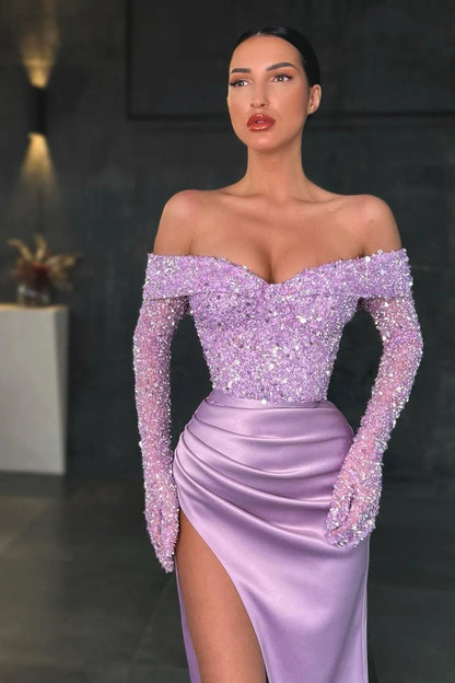 Vestido de fiesta encantador de sirena larga con hombros descubiertos, mangas largas y encaje con abertura