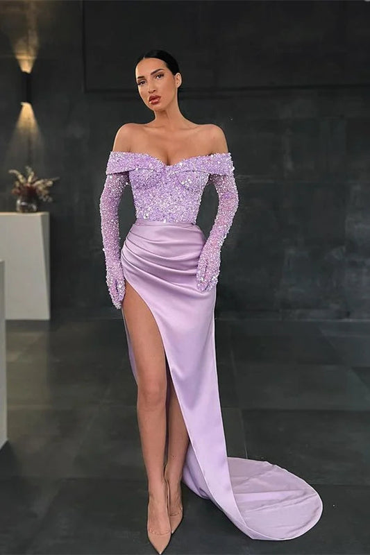 Vestido de fiesta encantador de sirena larga con hombros descubiertos, mangas largas y encaje con abertura