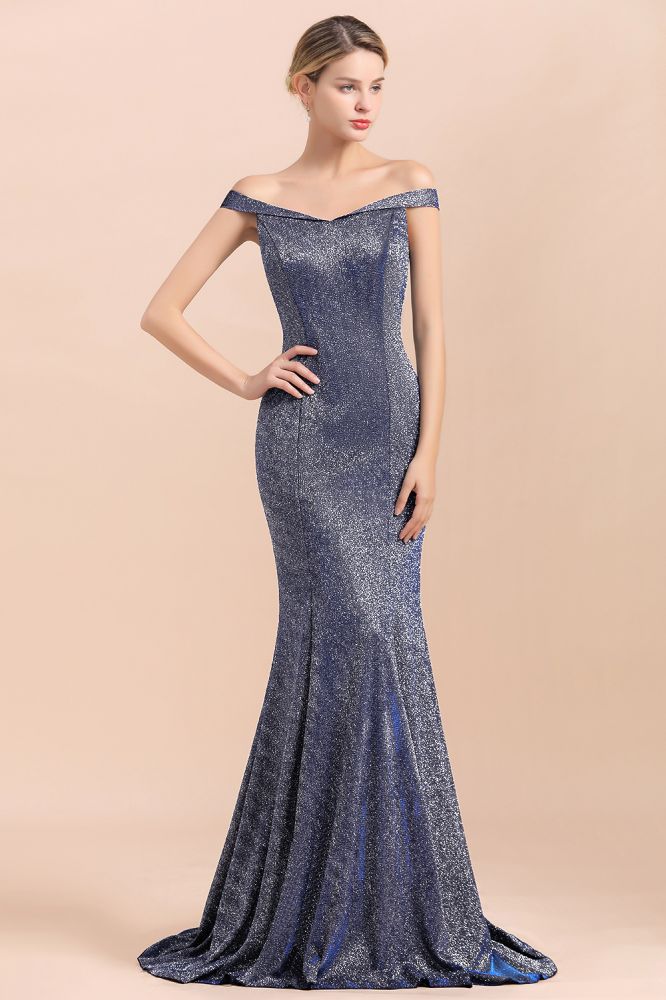 Vestido de noche largo estilo sirena de seda brillante con hombros descubiertos y corte entallado hasta el suelo para fiesta de graduación