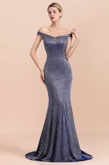 Vestido de noche largo estilo sirena de seda brillante con hombros descubiertos y corte entallado hasta el suelo para fiesta de graduación