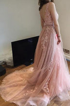 Charmantes rosa Spitzen-Tüll-Brautkleid mit offenem Rücken und kleiner Schleppe WD198