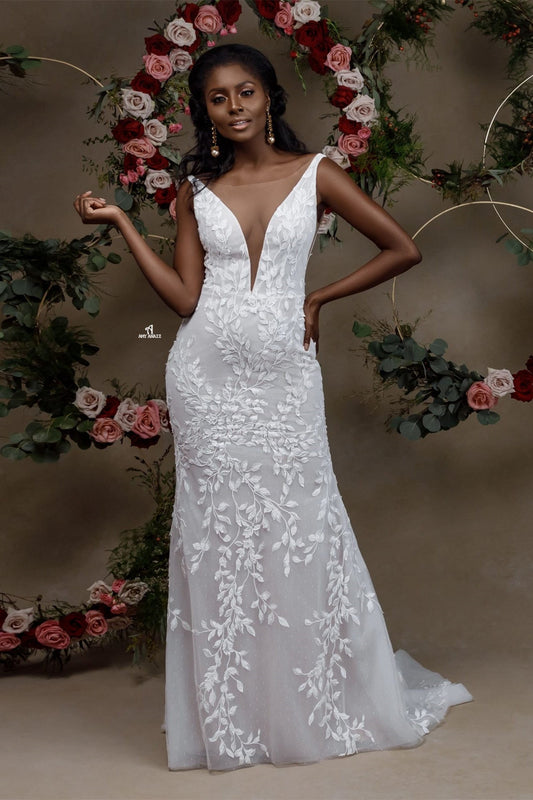 Vestido de novia de sirena con encaje sin mangas y retrato encantador