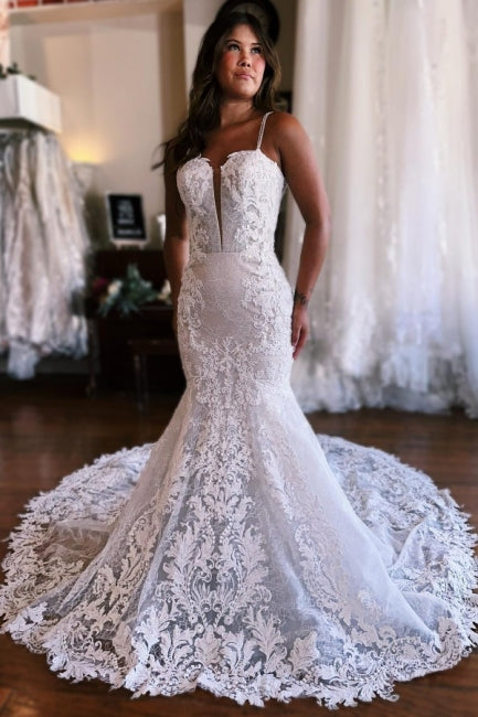 Vestido de novia encantador de corte sirena, sin mangas y con tirantes finos hasta el suelo