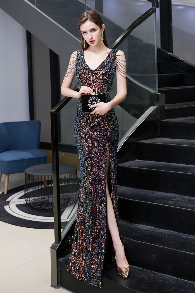 Vestido de fiesta encantador con lentejuelas brillantes y cuentas, abertura lateral y largo hasta el suelo