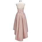 Charmantes Hi-Lo Homecoming-Kleid aus Spitze mit Herzausschnitt, goldenes, ärmelloses, kurzes Partykleid mit Applikationen