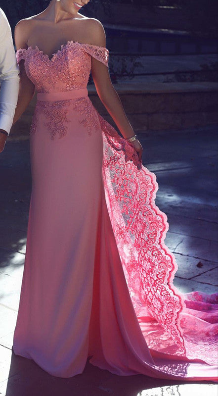 Elegantes vestidos de fiesta largos de encaje con hombros descubiertos y corte en A