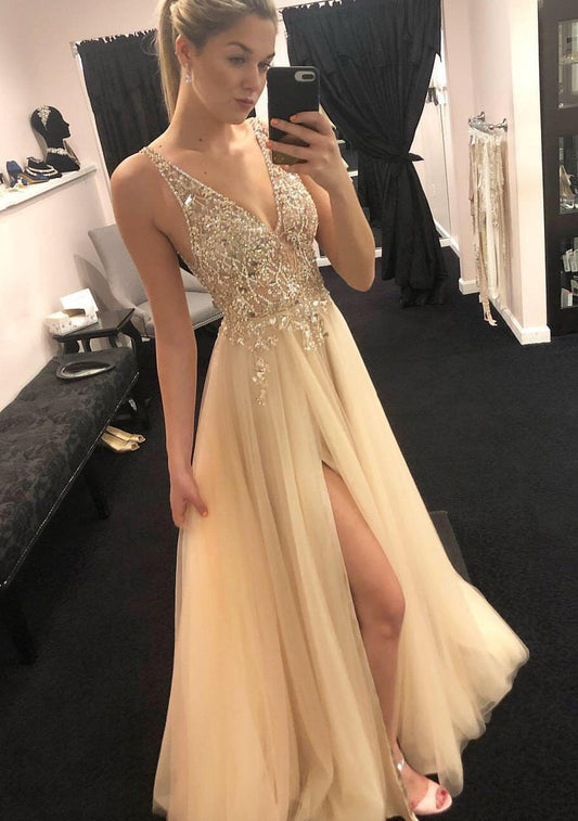 Schickes, rückenfreies, langes Ballkleid in A-Linie mit V-Ausschnitt, Applikationen und Perlenbesatz und Schlitz