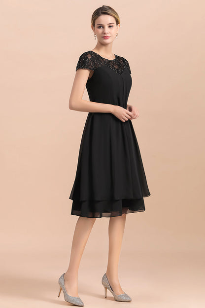 Schickes schwarzes Kleid mit Flügelärmeln aus Chiffon für die Brautmutter, kurze Kleider für die Hochzeitsfeier