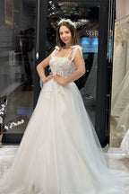 Schickes bodenlanges, ärmelloses A-Linien-Brautkleid aus Tüll mit Herzausschnitt und Applikationen