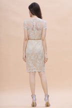 Vestido elegante para madre de la novia con encaje, cuentas y tul joya, de manga corta, en línea.
