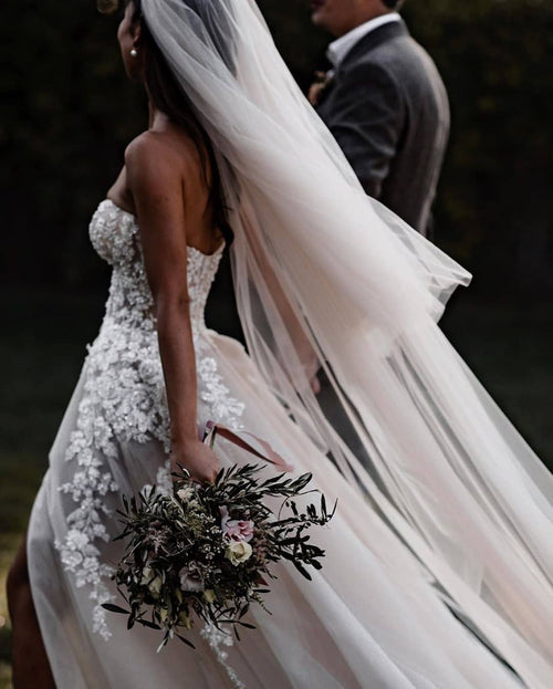 Vestido de novia elegante, largo, corte A, escote corazón, tul con encaje y flores 3D