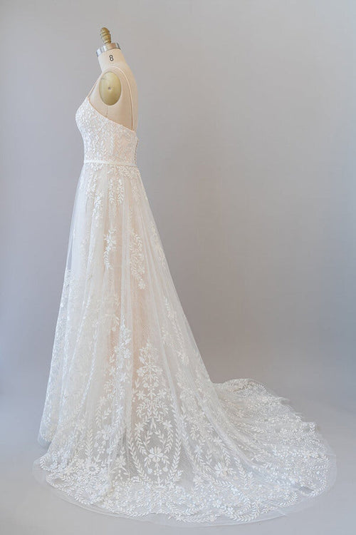 Vestido de novia elegante de tul con escote en forma de A, tirantes finos y apliques