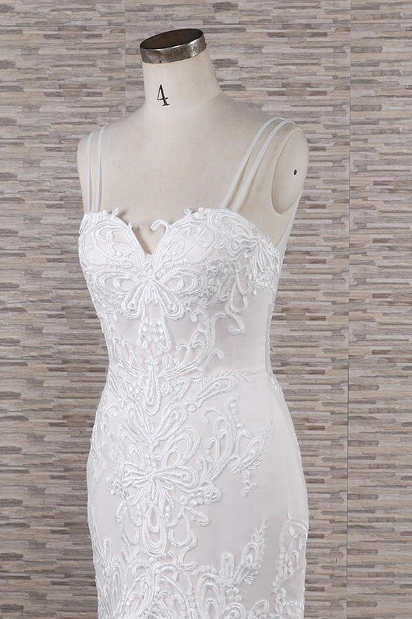 Schickes langes Meerjungfrau-Brautkleid mit Herzausschnitt und Spaghettiträgern und Spitzenapplikationen