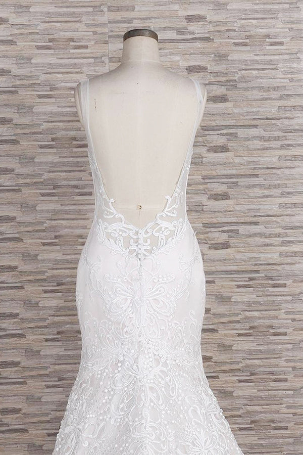 Schickes langes Meerjungfrau-Brautkleid mit Herzausschnitt und Spaghettiträgern und Spitzenapplikationen