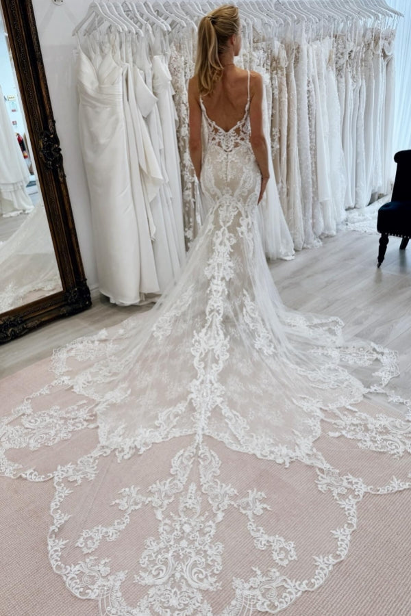 Vestido de novia elegante de sirena, largo, con escote en V, tirantes finos y espalda descubierta de encaje