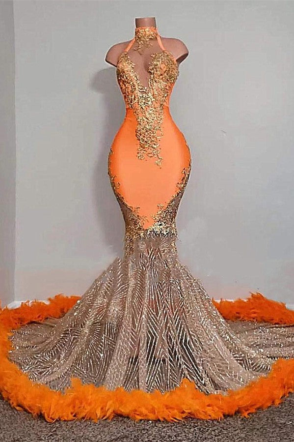 Vestido de fiesta elegante de tul naranja largo con cuello halter y sin mangas de sirena
