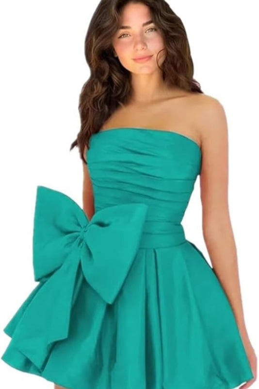 Stilvolles ärmelloses, gerüschtes, kurzes Homecoming-Kleid, schlichtes Mini-Partykleid mit Schleife