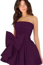 Stilvolles ärmelloses, gerüschtes, kurzes Homecoming-Kleid, schlichtes Mini-Partykleid mit Schleife