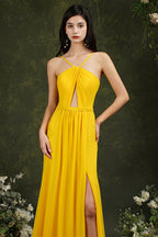 Vestido de dama de honor elegante con tirantes finos, corte halter, largo hasta el suelo, abertura y bolsillos