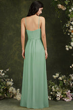 Vestido de dama de honor elegante con tirantes finos, corte halter, largo hasta el suelo, abertura y bolsillos