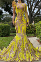 Elegante vestido de fiesta amarillo largo de sirena con cuello alto, tul y encaje, con mangas