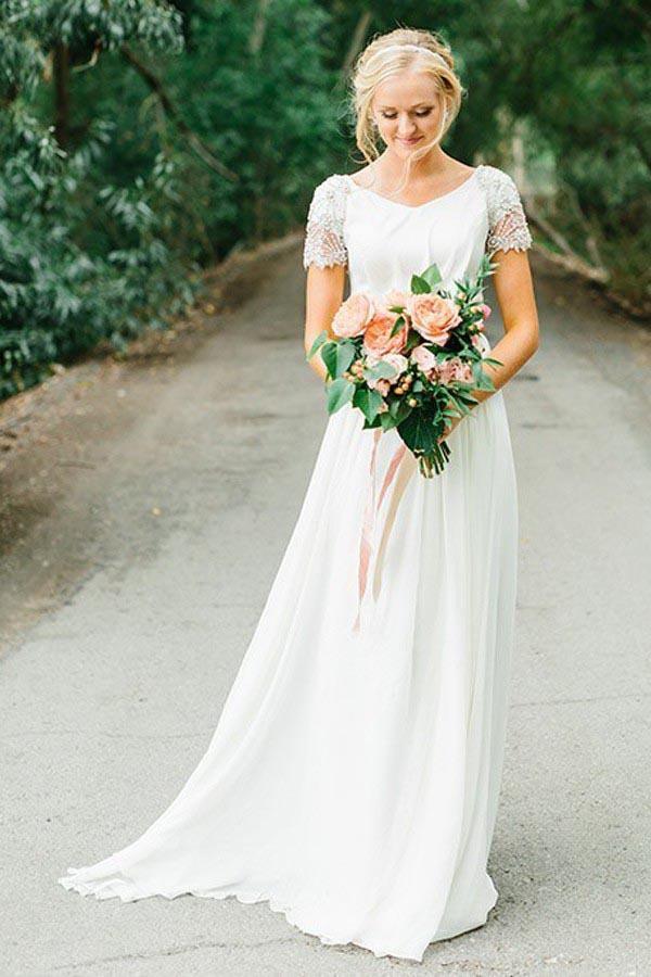 Vestido de novia de gasa con escote en V y corte A con cuentas WD402