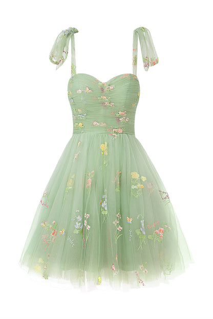 Claire | Vestido corto de tul con escote corazón y estampado floral para la fiesta de bienvenida de Aline