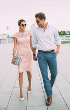 Vestido de fiesta clásico rosa corto de encaje con mangas