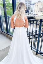 Vestido de novia elegante de satén largo con escote halter, espalda abierta y corte A