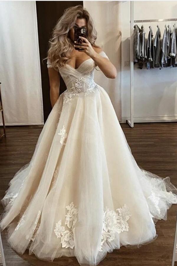 Vestido de novia elegante de tul con encaje, corte A largo y hombros descubiertos