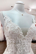 Vestido de novia elegante, largo, de tul, corte A, escote en V, sin mangas y encaje