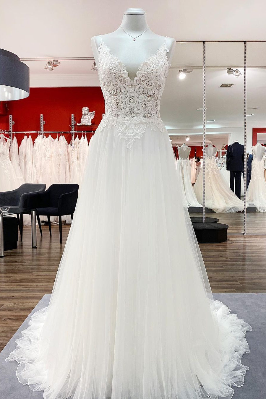 Vestido de novia elegante, largo, de tul, corte A, escote en V, sin mangas y encaje