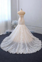 Vestido de novia elegante de tul con encaje, apliques y escote corazón, estilo sirena, largo y sin espalda