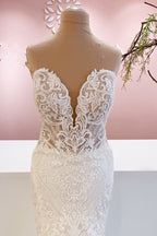 Vestido de novia elegante de sirena, largo, con escote en forma de corazón y espalda descubierta, con apliques de encaje