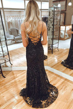 Vestido de fiesta de sirena con abertura alta y espalda cruzada, con apliques de encaje negro, cósmico